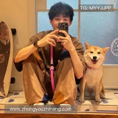 骆铖柳